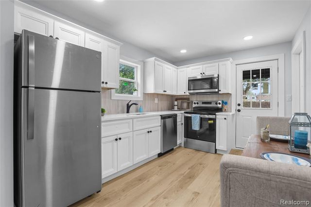 23960 Trombley Street, Clinton Township, MI 48035