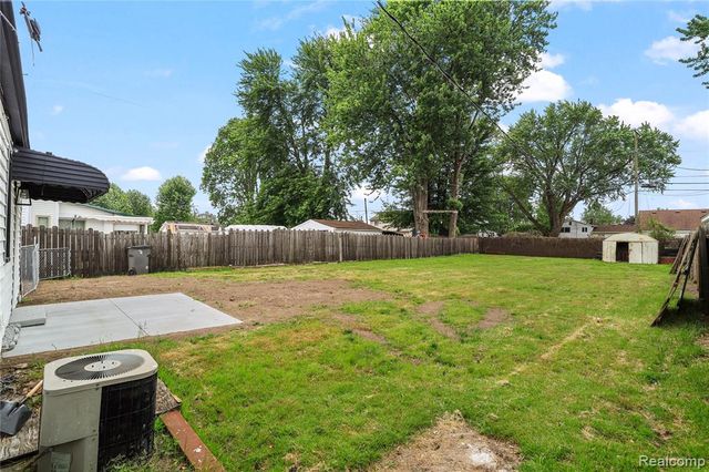 23960 Trombley Street, Clinton Township, MI 48035
