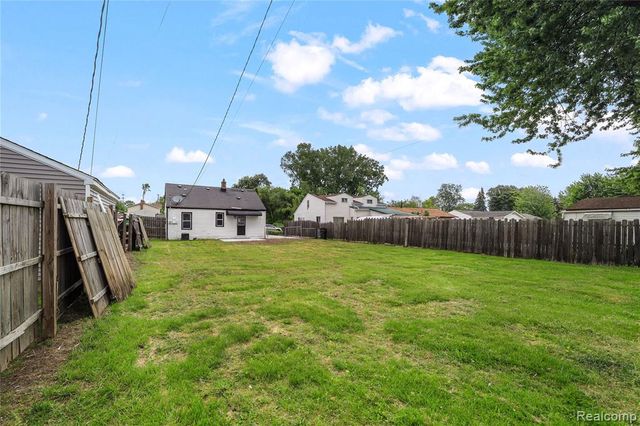 23960 Trombley Street, Clinton Township, MI 48035