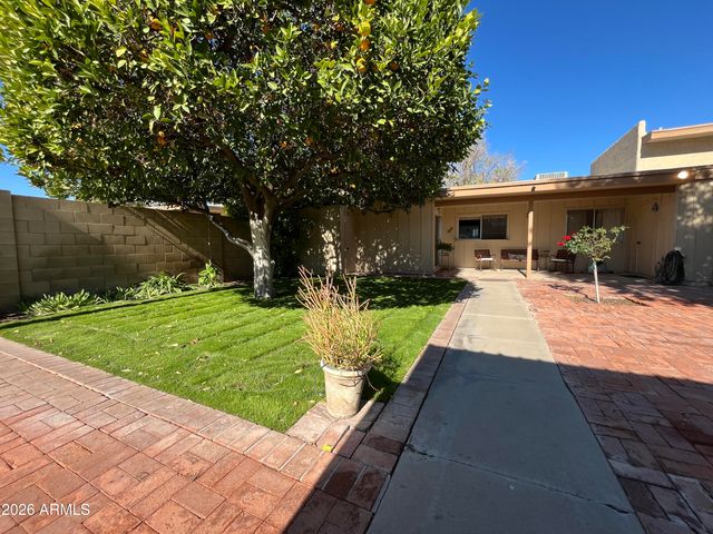 2167 E ELLIS Drive, Tempe, AZ 85282