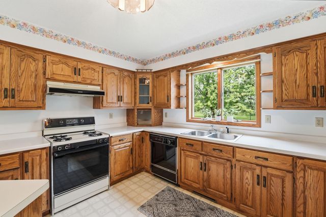 1850 E 49th Street SE, Saint Cloud, MN 56304