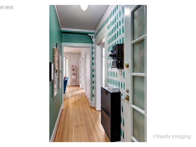 1811 Nw COUCH St 302, Portland, OR 97209