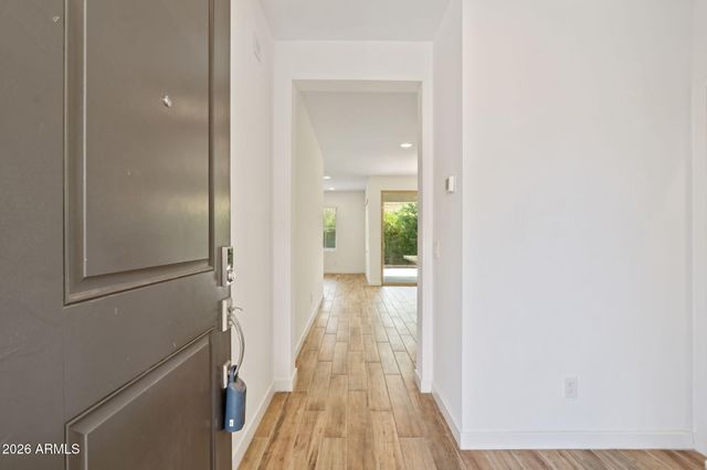 6443 N 17TH Place, Phoenix, AZ 85016