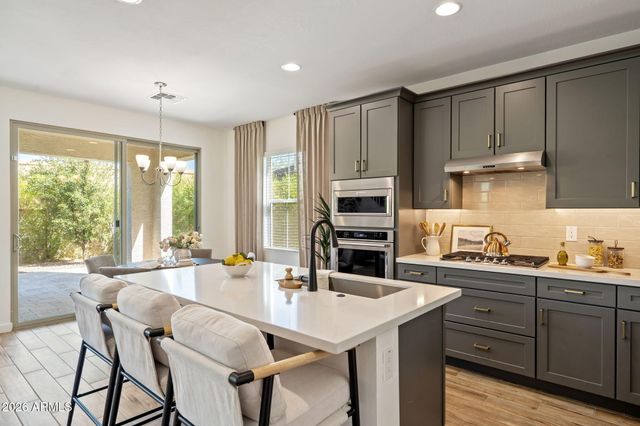 6443 N 17TH Place, Phoenix, AZ 85016