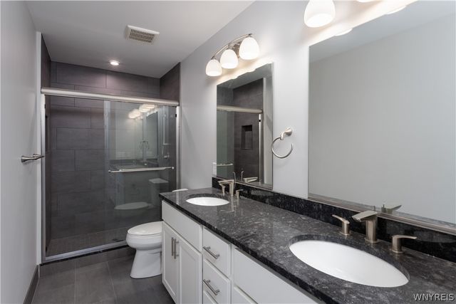 8987 Iroquois Street, Evans, NY 14006