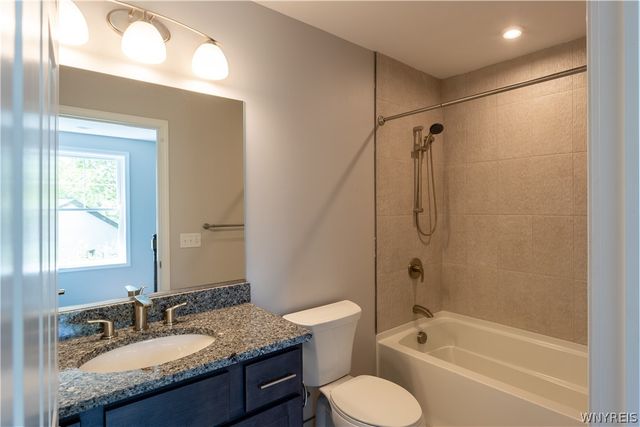 8987 Iroquois Street, Evans, NY 14006