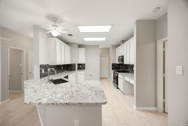 12231 Stable Square, San Antonio, TX 78249