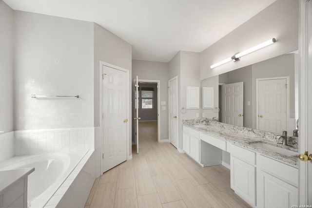 12231 Stable Square, San Antonio, TX 78249