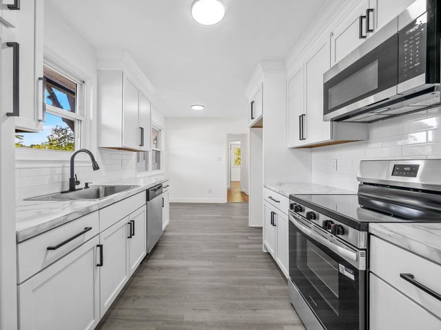 255 Hazelwood Avenue, Spartanburg, SC 29302