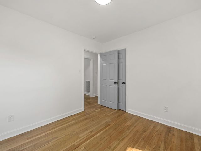 255 Hazelwood Avenue, Spartanburg, SC 29302