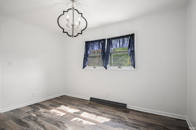 52401 County Road 7, Elkhart, IN 46514