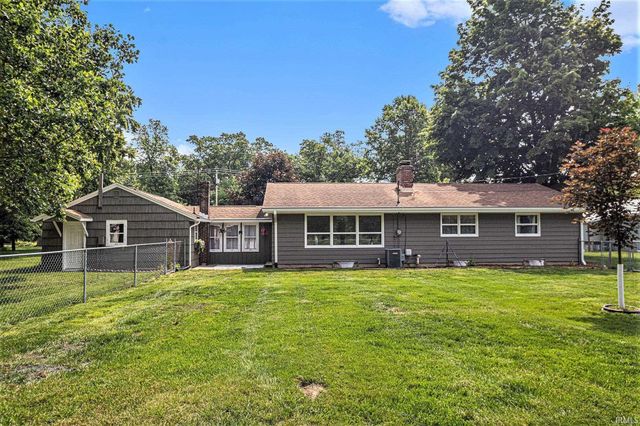 52401 County Road 7, Elkhart, IN 46514