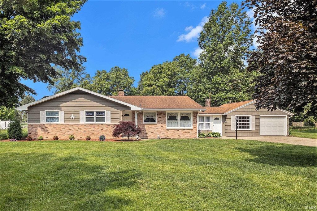 52401 County Road 7, Elkhart, IN 46514