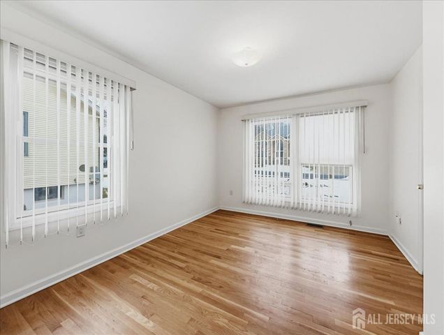 37 Jersey Avenue, Edison, NJ 08820