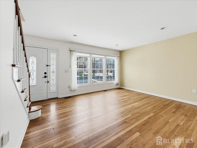 37 Jersey Avenue, Edison, NJ 08820