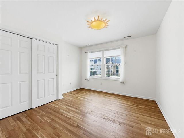 37 Jersey Avenue, Edison, NJ 08820