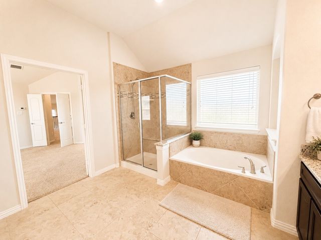 1033 Lone Ivory Trail, Arlington, TX 76005