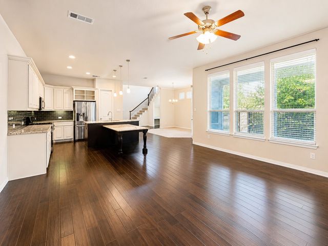 1033 Lone Ivory Trail, Arlington, TX 76005