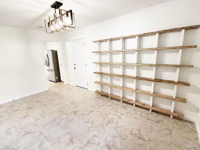 5980 Pursley Ave, Pensacola, FL 32526