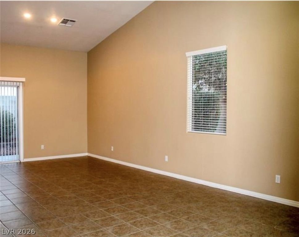 6820 Sweet Pecan Street, Las Vegas, NV 89149 — photo 2