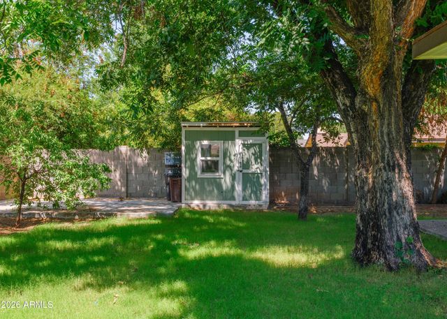 121 W ORCHID Lane, Phoenix, AZ 85021