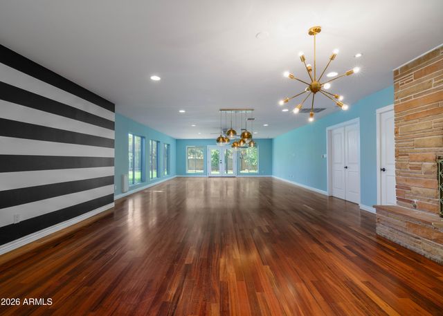121 W ORCHID Lane, Phoenix, AZ 85021