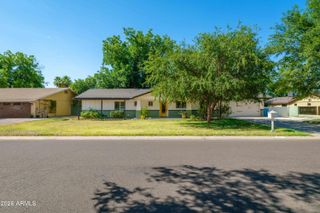 121 W ORCHID Lane, Phoenix, AZ 85021