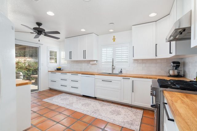 23825 Corte Picante, Murrieta, CA 92562