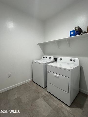 2432 W Shanley Avenue, Apache Junction, AZ 85120