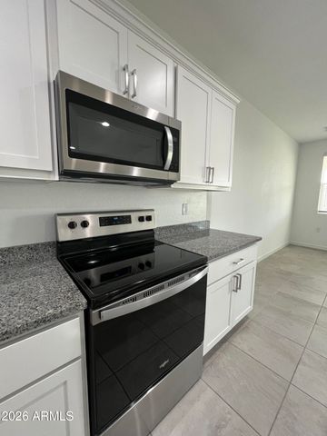 2432 W Shanley Avenue, Apache Junction, AZ 85120