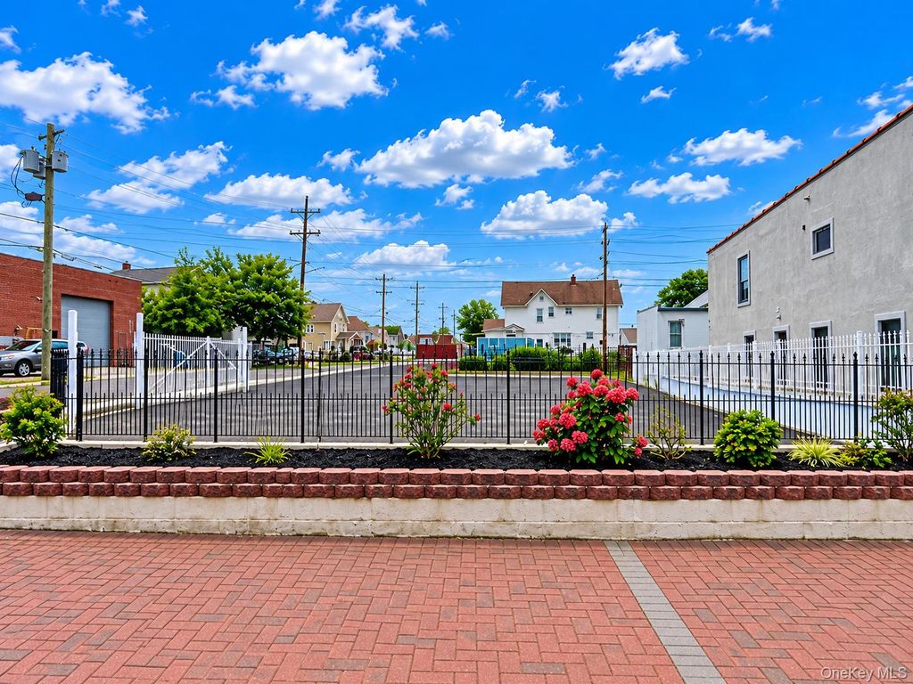557 Hempstead Turnpike, Elmont, NY 11003 — photo 2