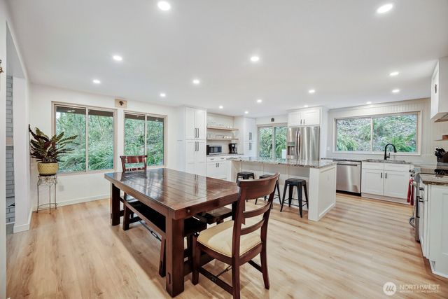 38805 258th Avenue SE, Enumclaw, WA 98022