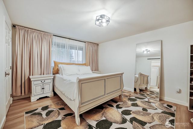 38805 258th Avenue SE, Enumclaw, WA 98022