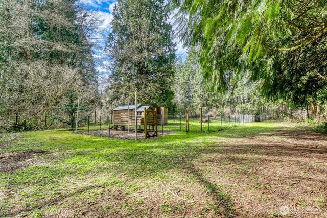 38805 258th Avenue SE, Enumclaw, WA 98022