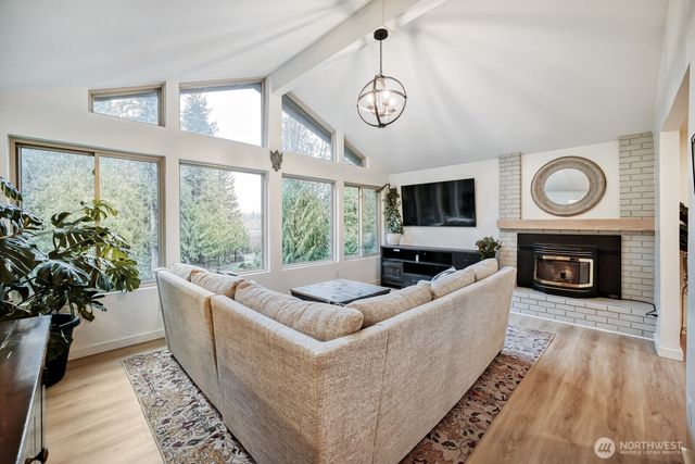 38805 258th Avenue SE, Enumclaw, WA 98022