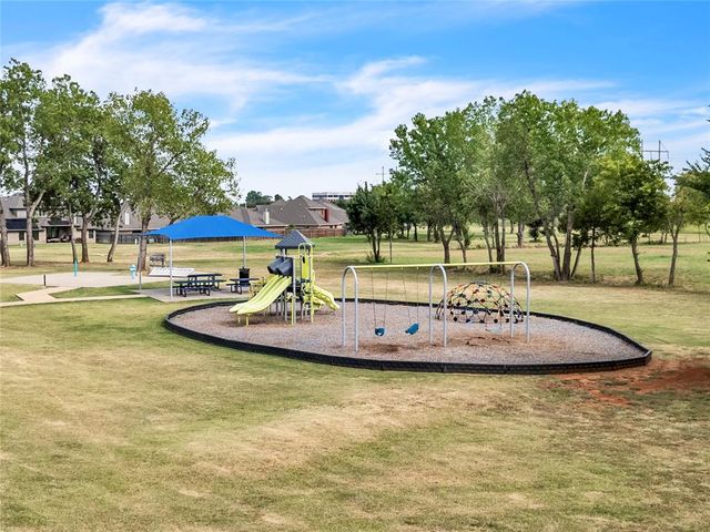 717 Windy Lane, Yukon, OK 73099