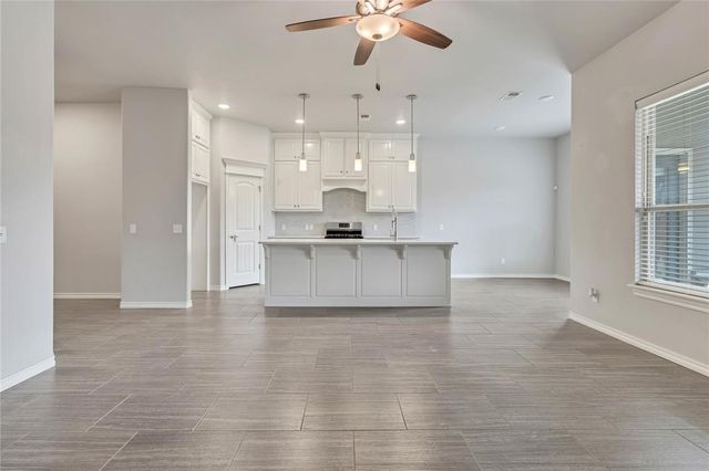 717 Windy Lane, Yukon, OK 73099