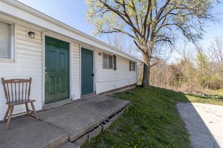705 W CUNNINGHAM DR 2, Columbia, MO 65202
