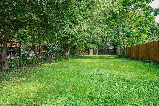 17 Indian Church Road, Buffalo, NY 14210
