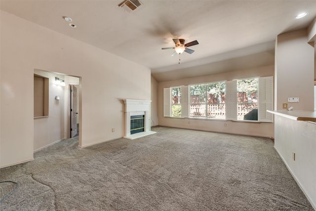 3900 Kirby Drive, Denton, TX 76210