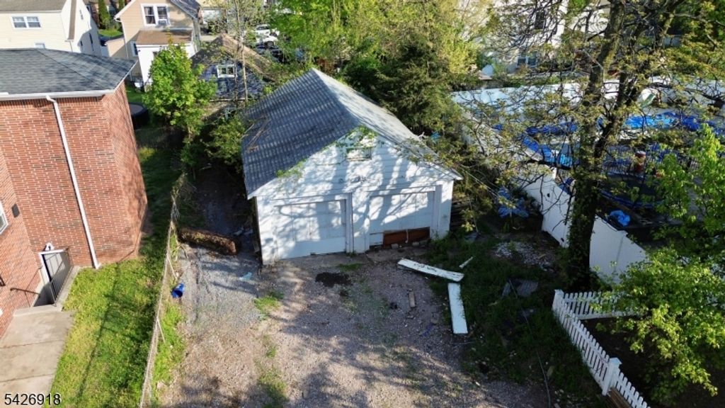 16 E 15Th St, Linden City, NJ 07036 — photo 3