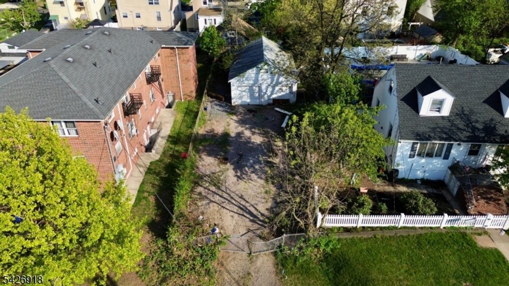 16 E 15Th St, Linden City, NJ 07036 — photo 5