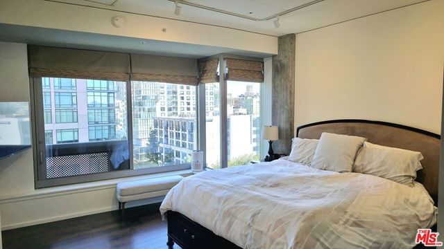 1155 S Grand Avenue 1116, Los Angeles, CA 90015