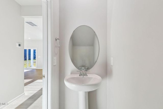 168 Field Sparrow Way, Clayton, NC 27520