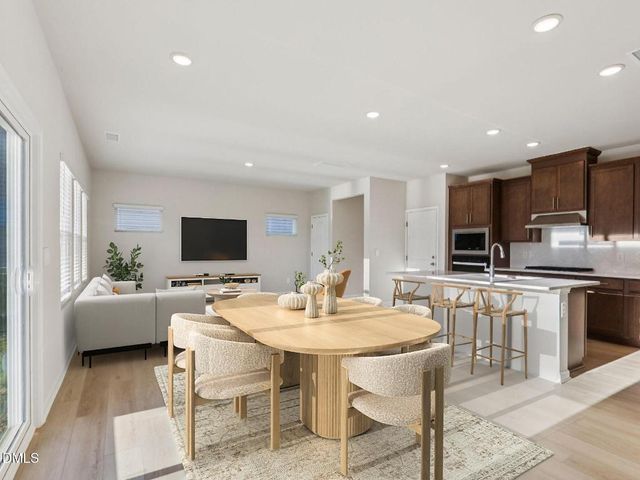 168 Field Sparrow Way, Clayton, NC 27520