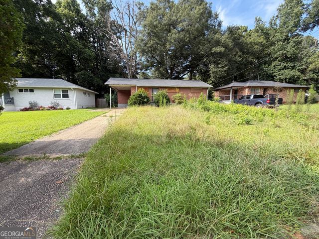 3272 Glenco Drive, Decatur, GA 30032