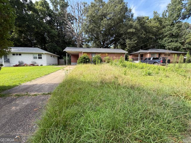 3272 Glenco Drive, Decatur, GA 30032