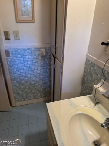 3272 Glenco Drive, Decatur, GA 30032