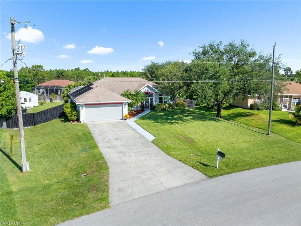 535 Durion DR, Lehigh Acres, FL 33974