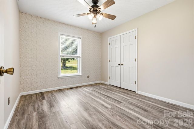 21 Eagle Drive, Taylorsville, NC 28681